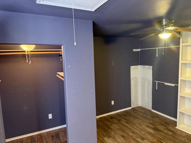 1916 N 3rd Street, Tahoka, TX 79373