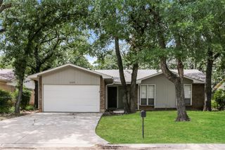 1209 Pin Oak Drive, Denton, TX 76209