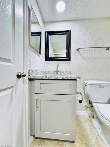 5205 Cedarbend DR 4, Fort Myers, FL 33919