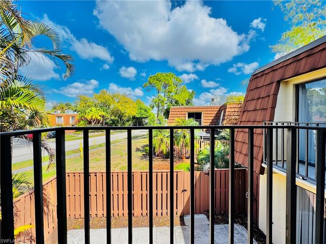 5205 Cedarbend DR 4, Fort Myers, FL 33919