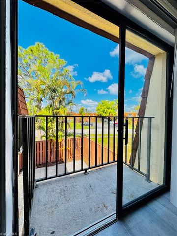 5205 Cedarbend DR 4, Fort Myers, FL 33919