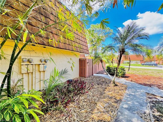 5205 Cedarbend DR 4, Fort Myers, FL 33919