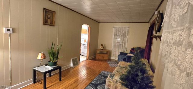 330 Jordan Avenue, Zanesville, OH 43701
