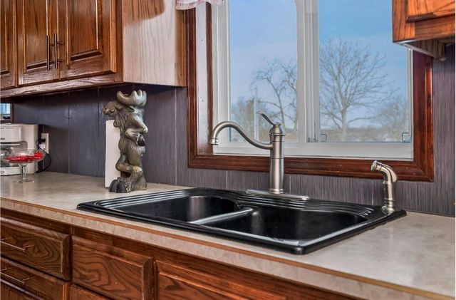 9170 W 311th Street, Louisburg, KS 66053