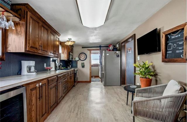 9170 W 311th Street, Louisburg, KS 66053