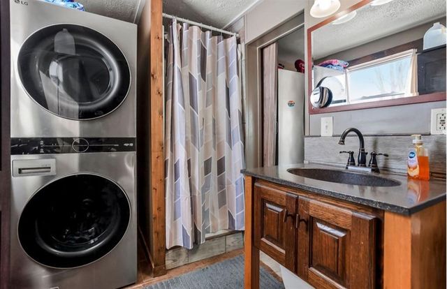 9170 W 311th Street, Louisburg, KS 66053