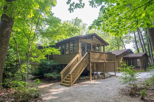 10676 Prouty Road, Concord Twp, OH 44077