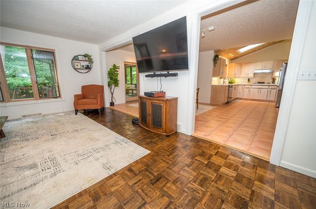 10676 Prouty Road, Concord Twp, OH 44077