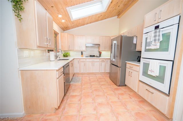 10676 Prouty Road, Concord Twp, OH 44077
