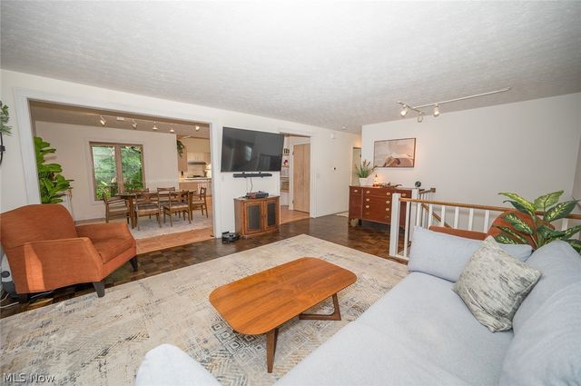10676 Prouty Road, Concord Twp, OH 44077