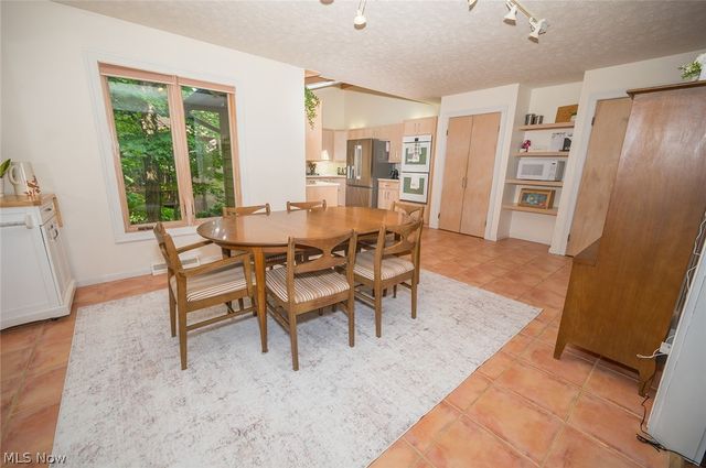 10676 Prouty Road, Concord Twp, OH 44077