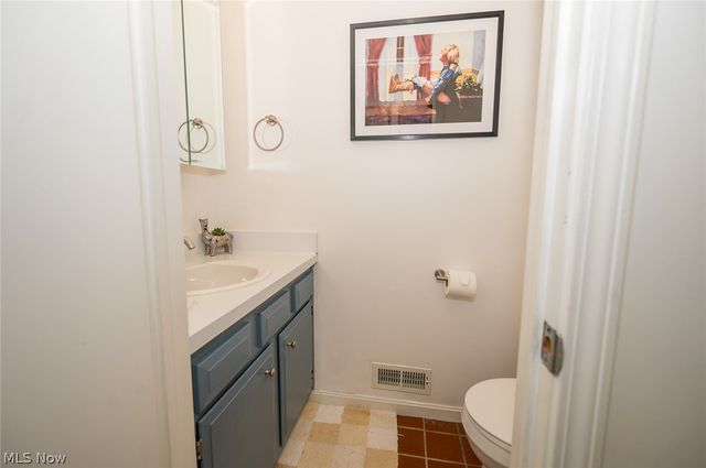 10676 Prouty Road, Concord Twp, OH 44077