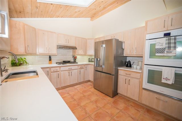 10676 Prouty Road, Concord Twp, OH 44077