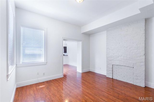 2118 Sidney Street, St Louis, MO 63104