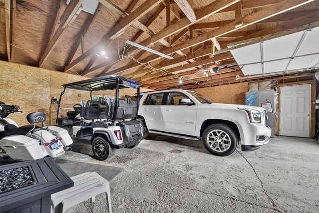 313 Ackerson Lake Drive, Jackson, MI 49201