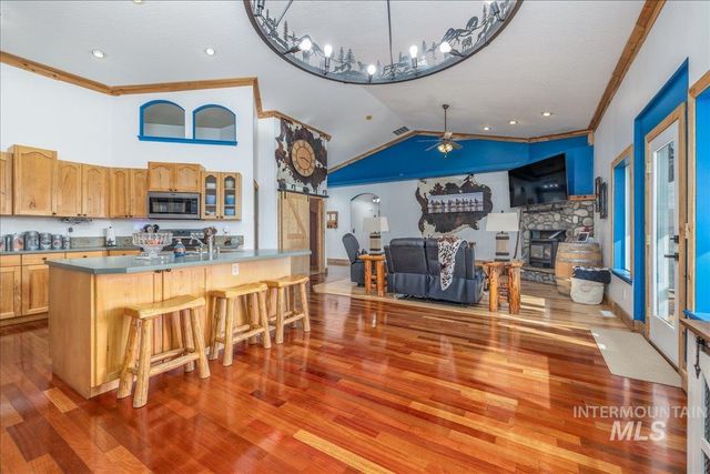 25940 Lansing Ln, Middleton, ID 83644