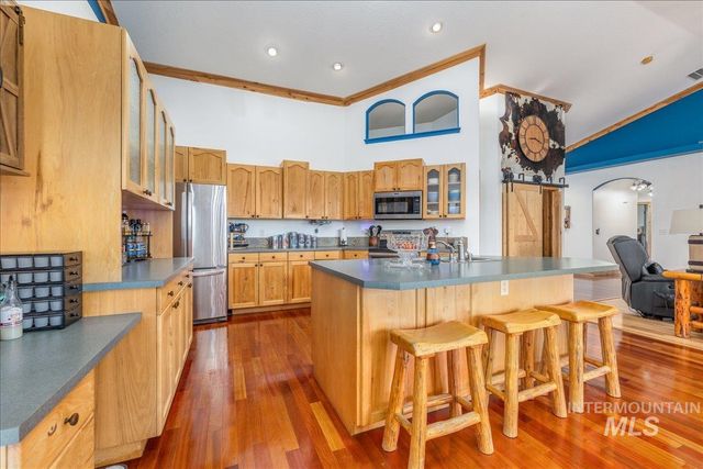25940 Lansing Ln, Middleton, ID 83644