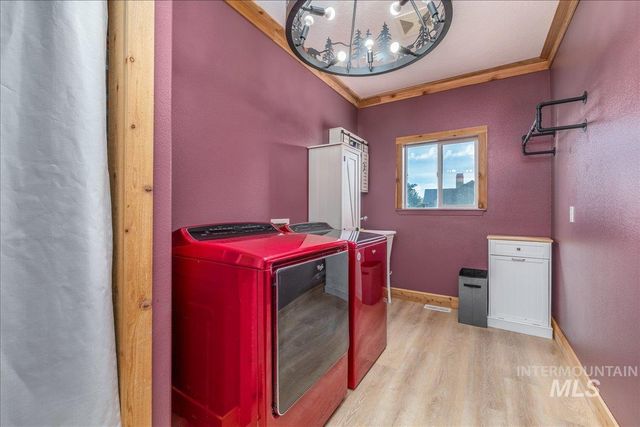 25940 Lansing Ln, Middleton, ID 83644