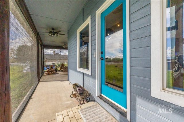 25940 Lansing Ln, Middleton, ID 83644