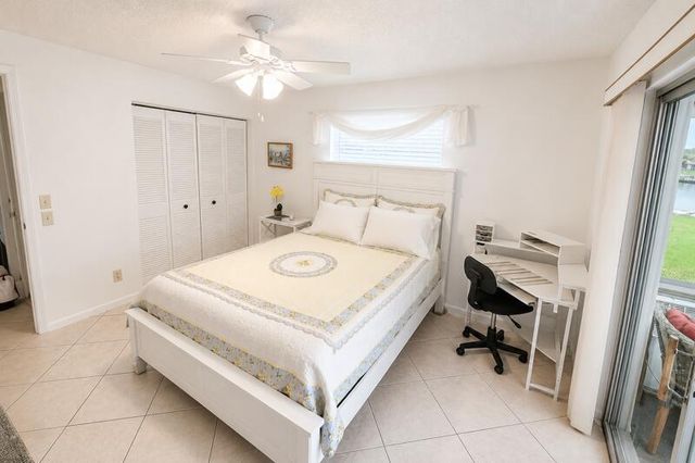 567 Burgundy L, Delray Beach, FL 33484