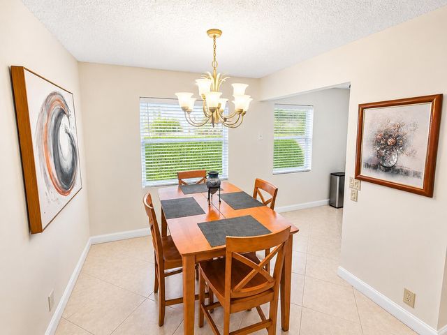 567 Burgundy L, Delray Beach, FL 33484