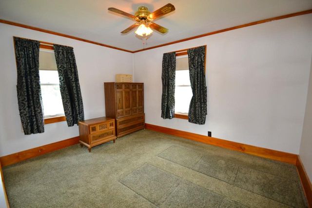 W265N2666 Meadowbrook ROAD, Pewaukee, WI 53072