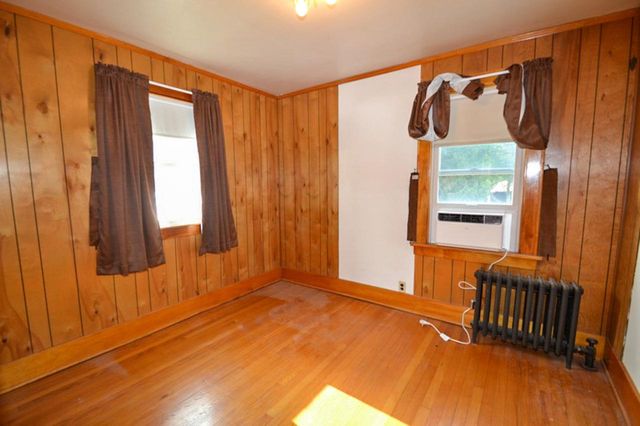 W265N2666 Meadowbrook ROAD, Pewaukee, WI 53072