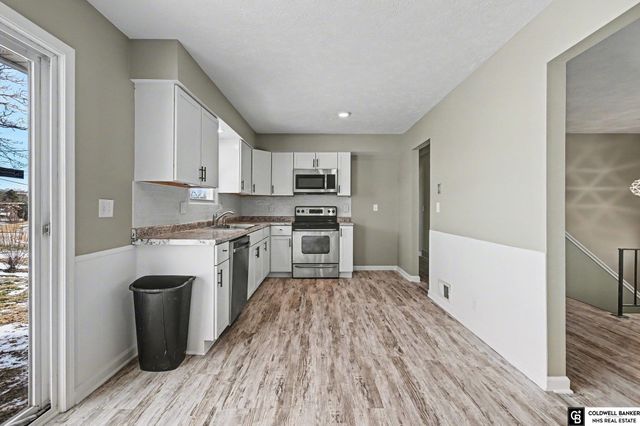 6610 Vernon Avenue, Omaha, NE 68104