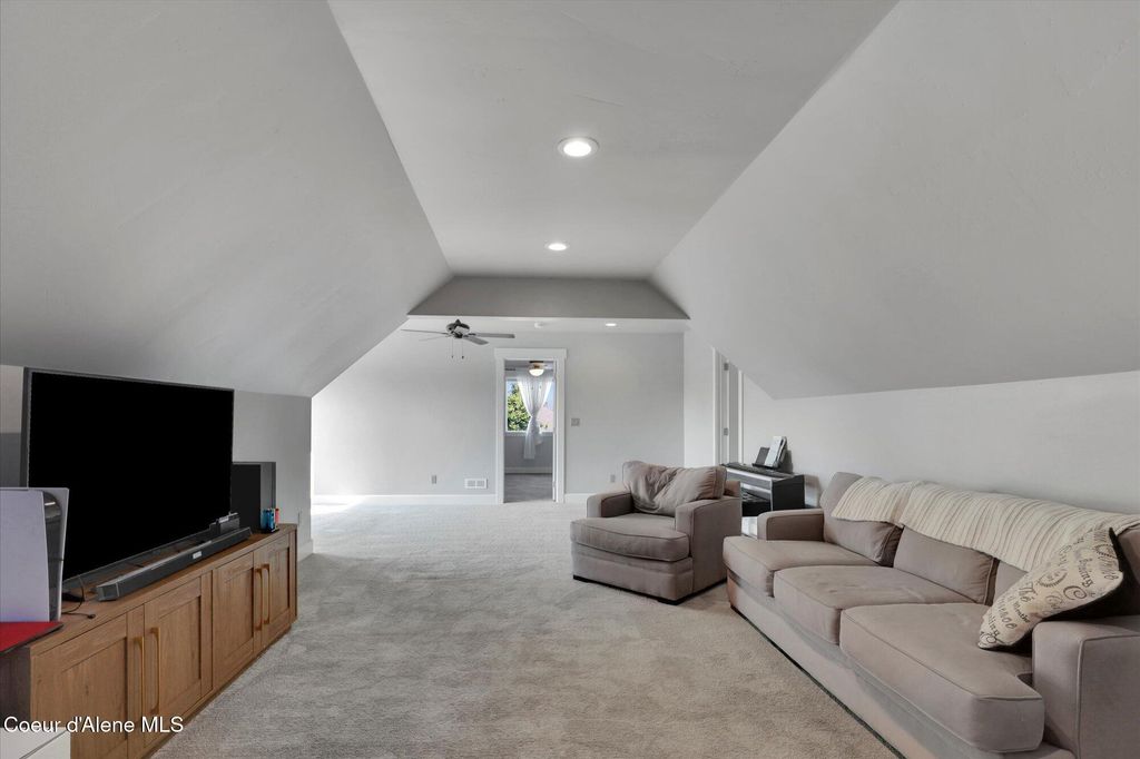 1634 W Polo Green Ave, Post Falls, ID 83854 photo 29