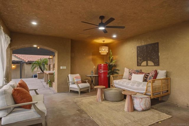 24922 Terreno Drive, Temecula, CA 92590