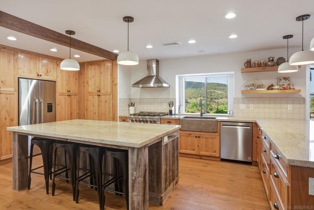 24922 Terreno Drive, Temecula, CA 92590