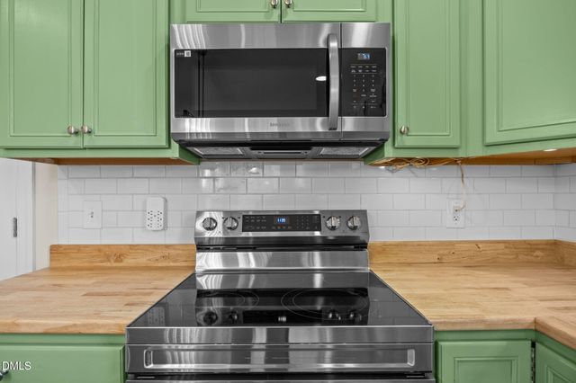 64 Winthrop Road, Pittsboro, NC 27312