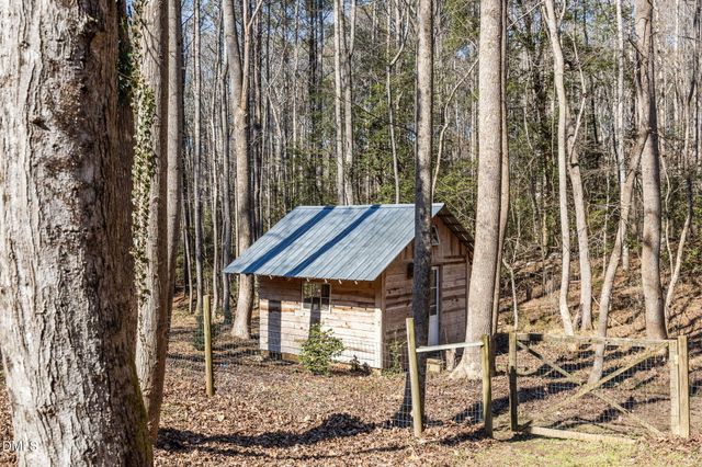 64 Winthrop Road, Pittsboro, NC 27312