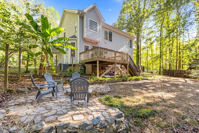 64 Winthrop Road, Pittsboro, NC 27312