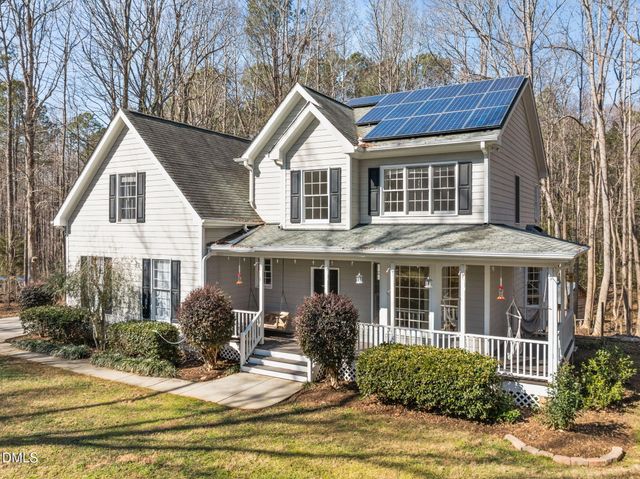 64 Winthrop Road, Pittsboro, NC 27312