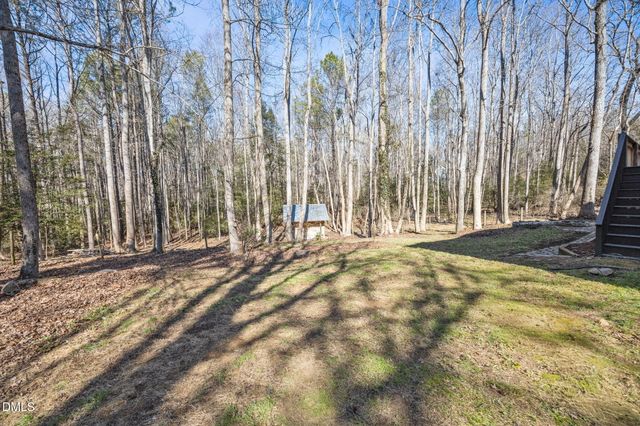 64 Winthrop Road, Pittsboro, NC 27312