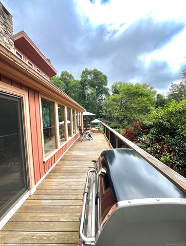 67 Moodus Leesville Road, East Haddam, CT 06469