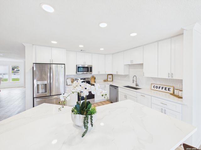 2902 REDSKY PASS, San Antonio, TX 78259