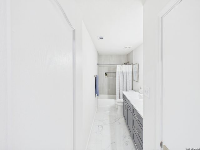 2902 REDSKY PASS, San Antonio, TX 78259