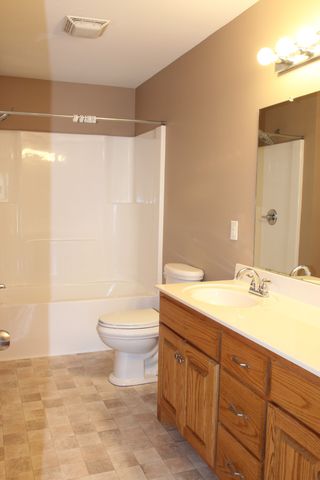 75 Sandstone Ct, Mcminnville, TN 37110