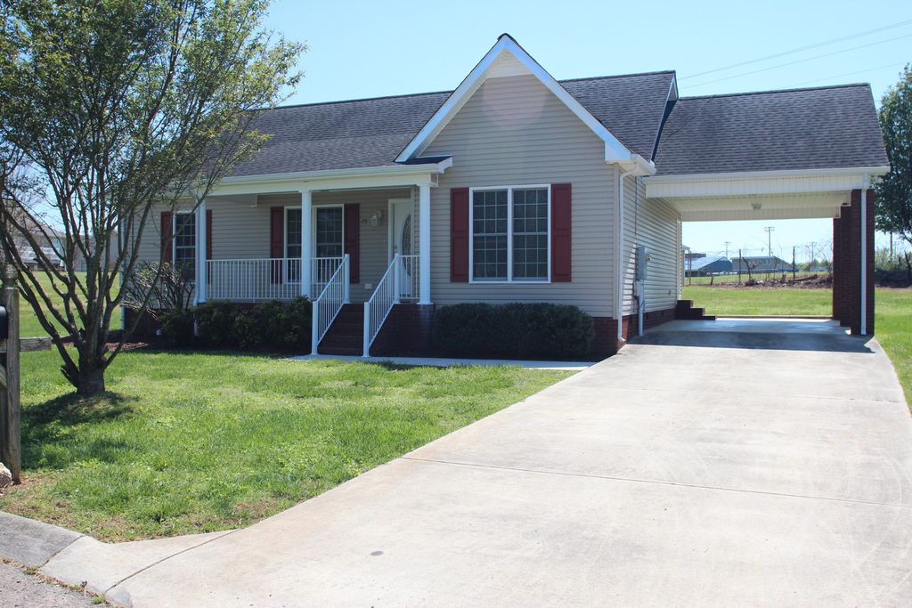 75 Sandstone Ct, Mcminnville, TN 37110