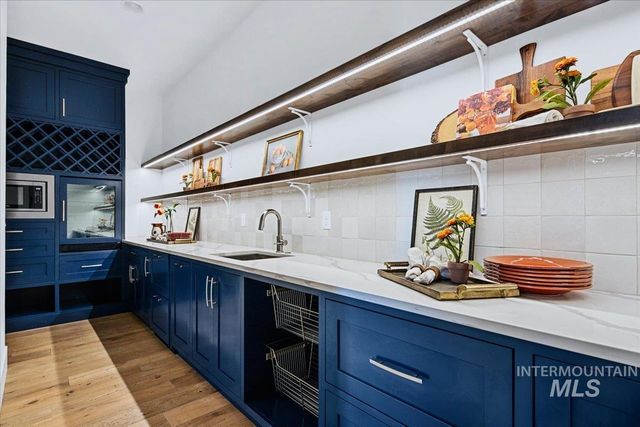 2413 S Mallard Wing Way, Eagle, ID 83616