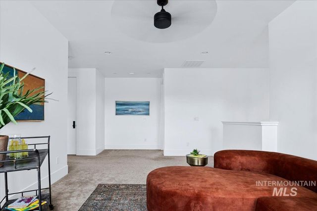 2413 S Mallard Wing Way, Eagle, ID 83616