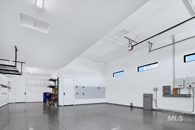 2413 S Mallard Wing Way, Eagle, ID 83616