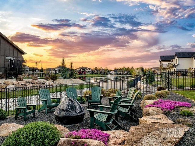 2413 S Mallard Wing Way, Eagle, ID 83616