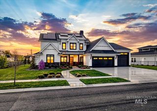 2413 S Mallard Wing Way, Eagle, ID 83616