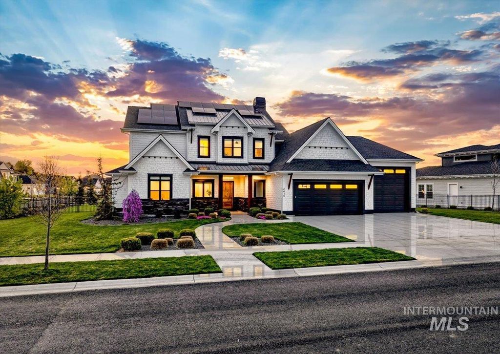 2413 S Mallard Wing Way, Eagle, ID 83616