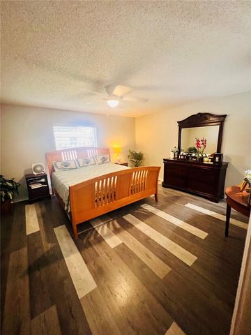 2091 OLDHAM AVENUE, Deltona, FL 32725