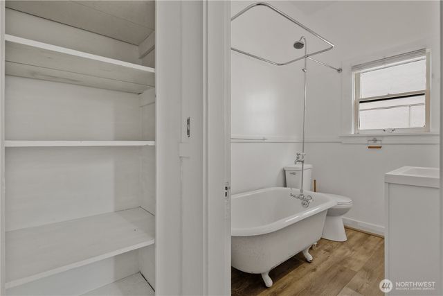 6620 Carleton Avenue S, Seattle, WA 98108