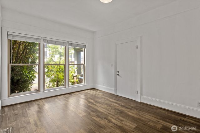 6620 Carleton Avenue S, Seattle, WA 98108